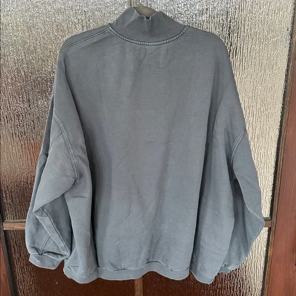 NWT SKIMS Boyfriend Fleece Slouchy Half Zip Pullover – Zircon Gray- size large Sweatshirts & Hoodies